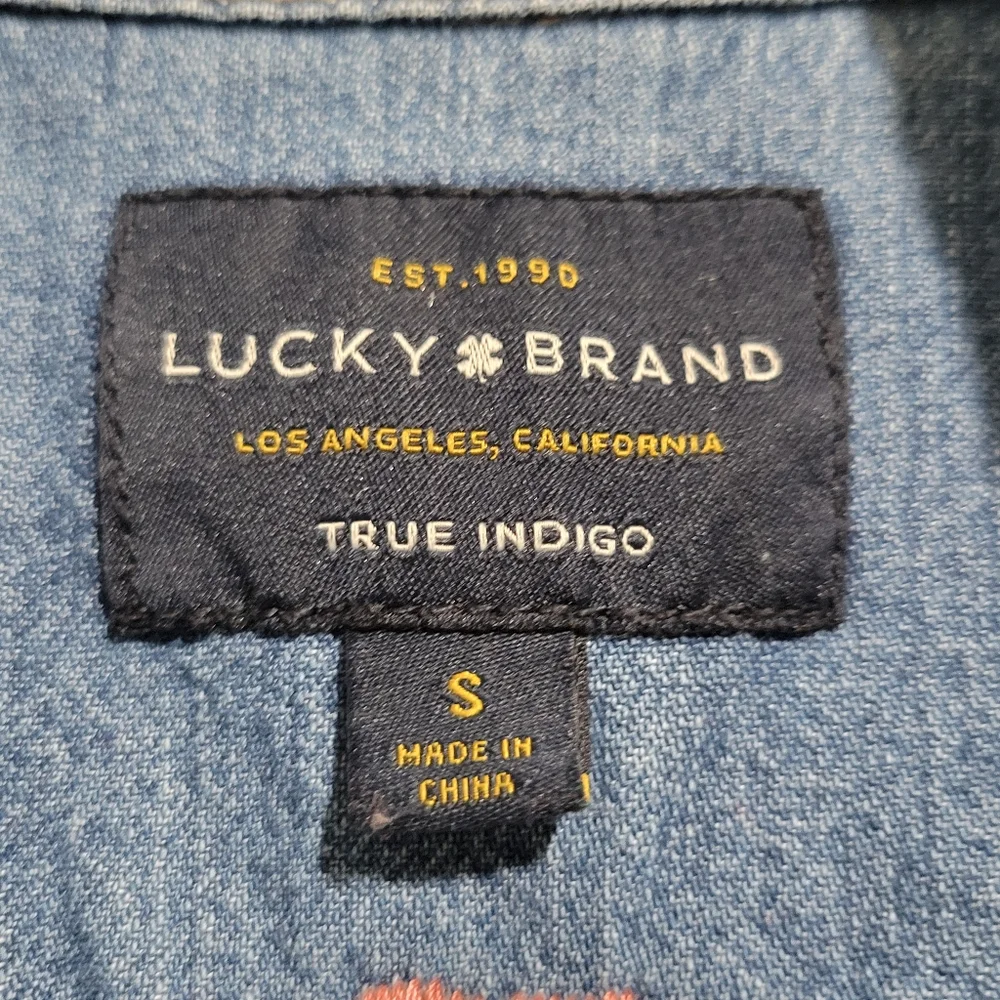 Lucky Brand Women's Embroidered Western Denim Pearl Snap Shirt Size S Distressed - Picture 16 of 16